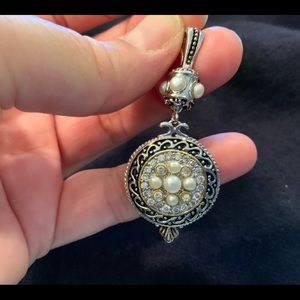 Sterling silver & gold pendent with pearls